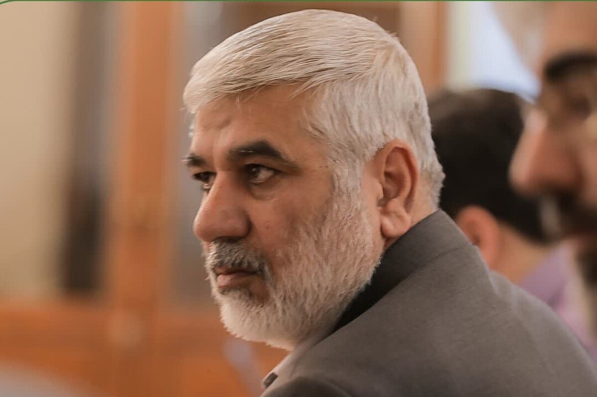 داور کارگروه ایثار، شهادت و مقاومت در رویداد نشان مشهدالرضا(ع) گفت: مشهد فقط متعلق به مشهدی‌ها نیست؛ مشهد متعلق به کل جهان اسلام است.