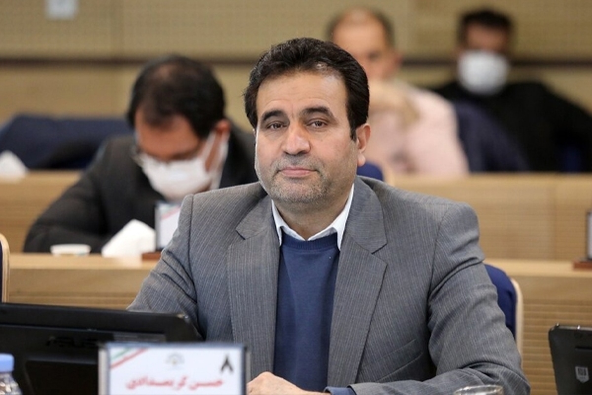عضو شورای اسلامی شهر مشهد مقدس گفت: فاز یک خط ۳ مترو پیشرفت خوبی داشته و خوشبختانه در بحث ریل‌گذاری و ساخت ایستگاه‌ها و معماری آنها تلاش خوبی شاهد هستیم که اوج این معماری در ایستگاه باب‌الجواد(ع) حرم مطهر رضوی است.