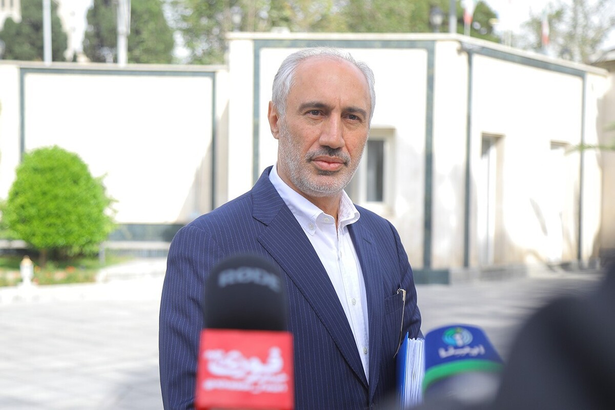 رئیس سازمان برنامه و بودجه گفت: بودجه وام ازدواج کاهش نیافته است. بانک مرکزی و مجلس بر تخصیص ۲۷۵ هزار میلیارد تومان تسهیلات قرض‌الحسنه به توافق رسیدند.