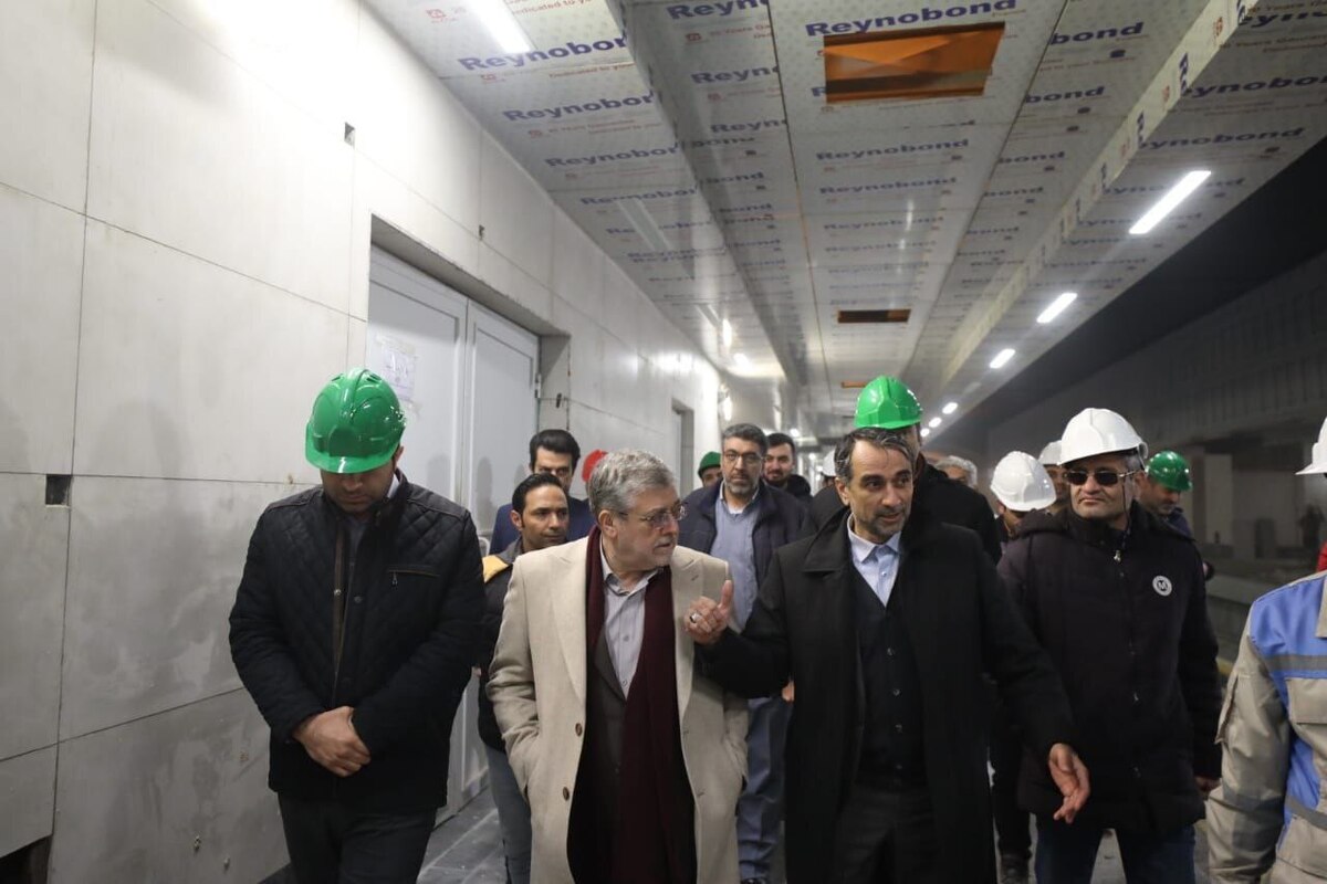 شهردار مشهد مقدس گفت: مهم‌ترین پروژه در بین ۴۵ کلان‌پروژه شهری، فاز اول خط سه قطارشهری به ویژه ایستگاه پایانه مسافربری است.