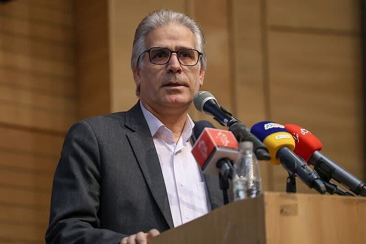 معاون سیاسی استانداری خراسان رضوی  با اشاره به اینکه زنان در طول تاریخ معاصر کشور و وقایع تاریخی نقش بسیار مهمی داشته‌اند، گفت: باید به مدیریت زنان اعتماد کنیم.