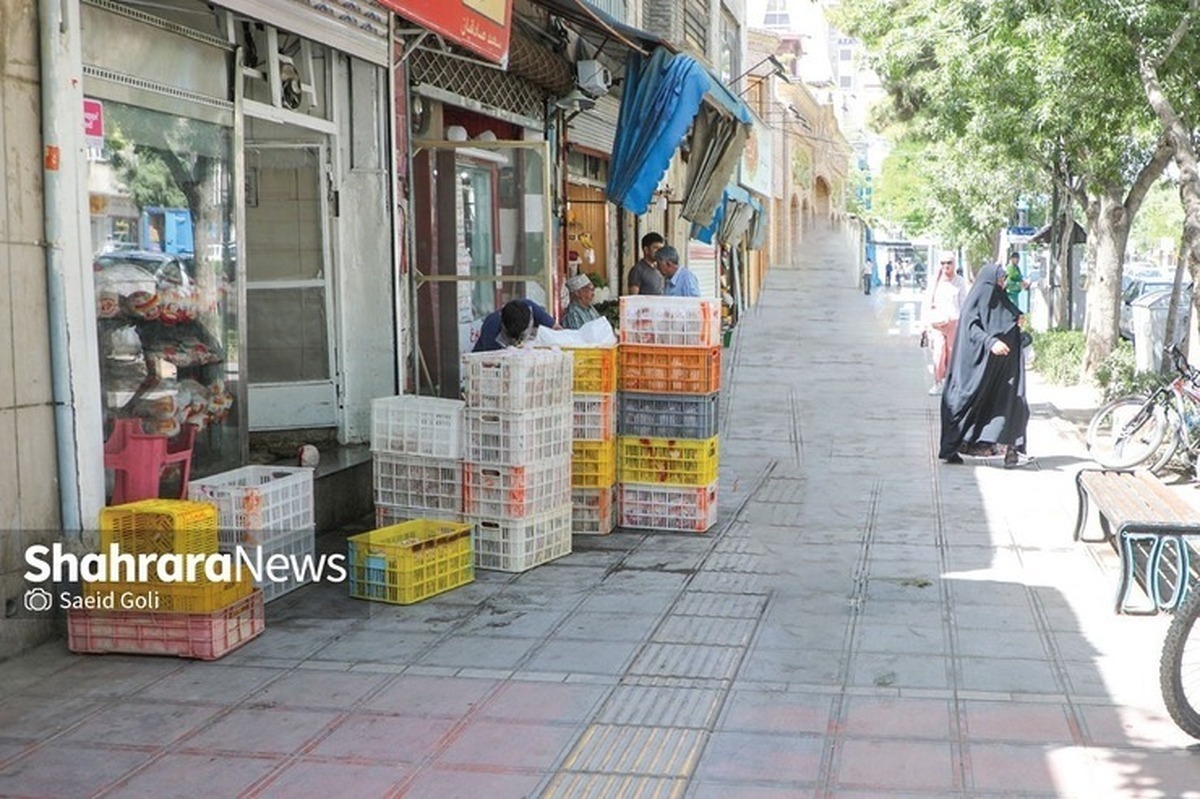 مدیرکل هماهنگی و نظارت بر خدمات شهری شهرداری مشهد از صدور ۳۳ هزار اخطاریه برای اصناف متخلف در خصوص سدمعبر از ابتدای سال جاری تا پایان دی‌ماه خبر داد.