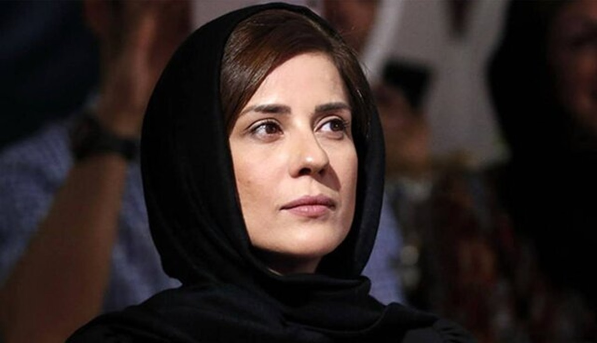 سارا بهرامی بازیگر «خاتی» درباره کم‌کاری خود گفت: این روز‌ها من خودخواسته انتخاب کردم که کم‌کار باشم، متأسفانه به دلیل کار در اجرای یک نمایش رباط زانوی من آسیب دید و برای همین درگیر زندگی شخصی‌ام هم شدم.