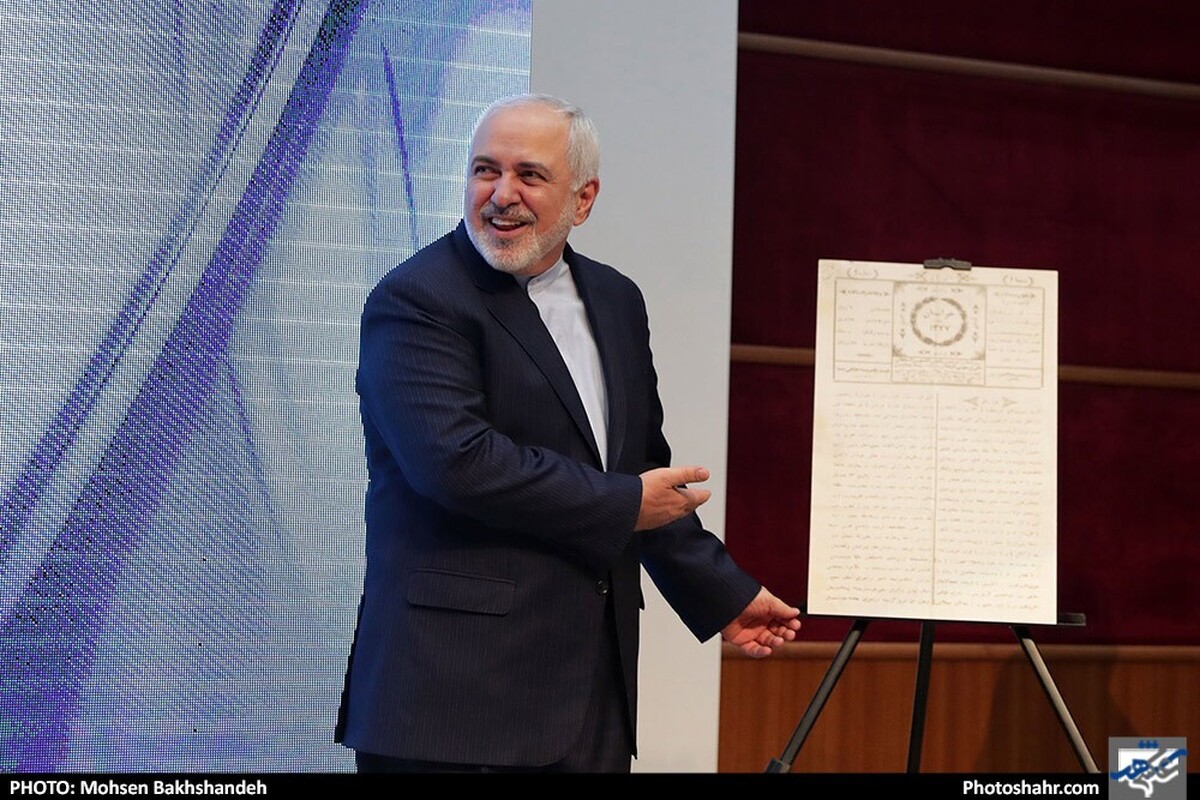 معاون راهبردی رییس جمهور گفت: به دعوت آقای حکیم برای شرکت در یک سمینار عصر امروز به عراق سفر می‌کنم.