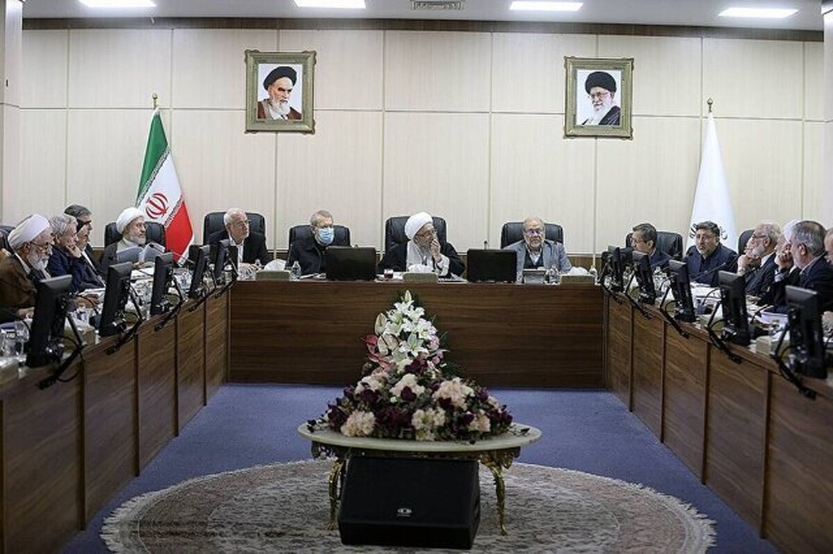 دومین جلسه کمیسیون مشترک مجمع تشخیص مصلحت نظام، با موضوع رسیدگی به لایحه اختلافی مجلس و شورای نگهبان در مورد پیوستن ایران به کنوانسیون‌های پالرمو و CFT برگزار شد.