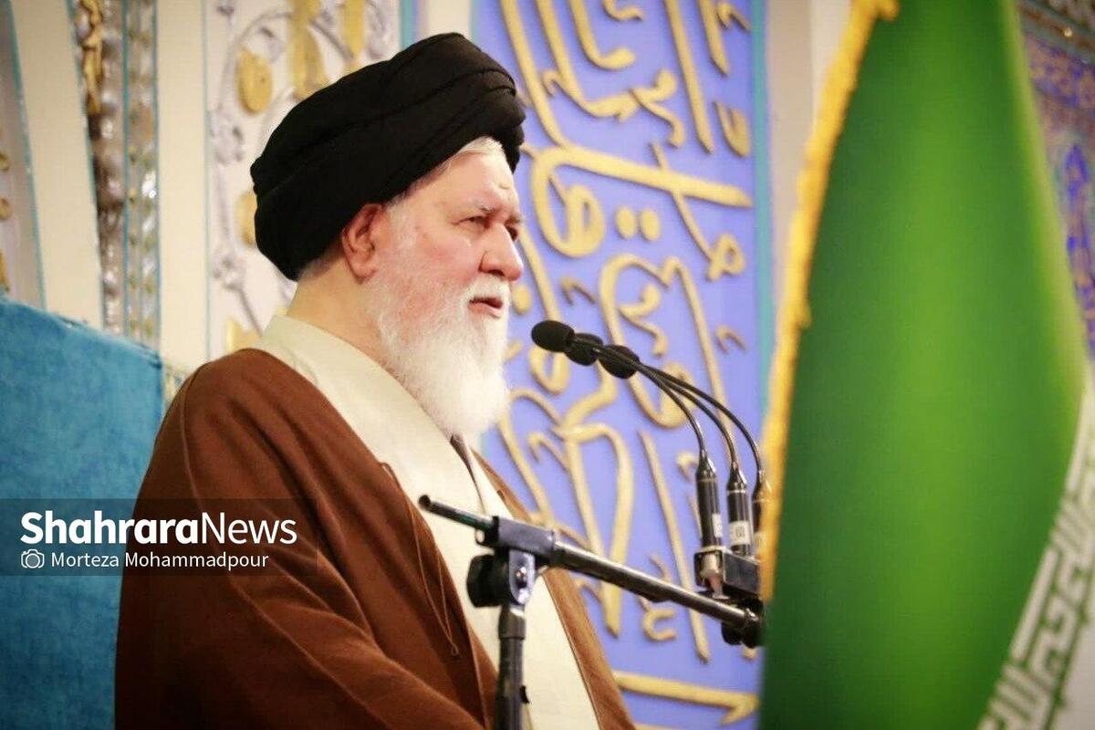 ماینده ولی فقیه در خراسان رضوی گفت: عزیزان مسئول ما در دولت و مجلس در مقابل گرانی بایستند، دشمن با سلسله کارهایی که می‌کند برای مردم مسئله‌ساز شده و گرانی را توسعه می‌دهد.