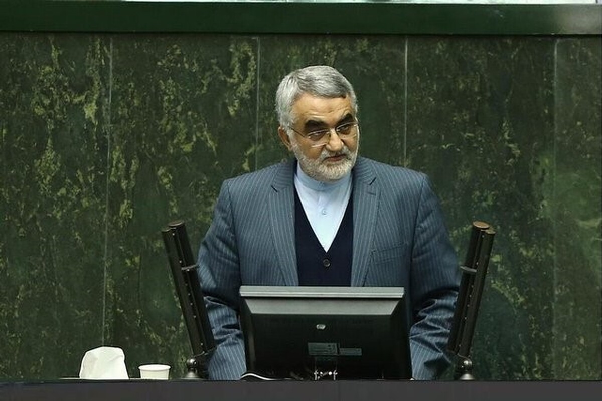 نایب رئیس فراکسیون مستقلین مجلس شورای اسلامی از برگزاری انتخابات هیات رئیسه دائم این فراکسیون خبر داد و گفت: علاءالدین بروجردی به عنوان رئیس انتخاب شد.