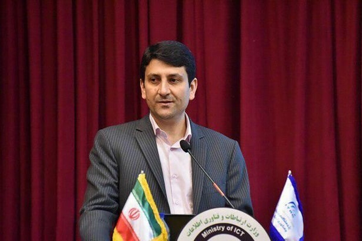 وزیر ارتباطات و فناوری اطلاعات گفت: هوشمندسازی زیرساخت‌های حقوقی کشور از الزاماتی است که باید با همکاری همه بخش‌ها به‌سرعت عملیاتی شود.
