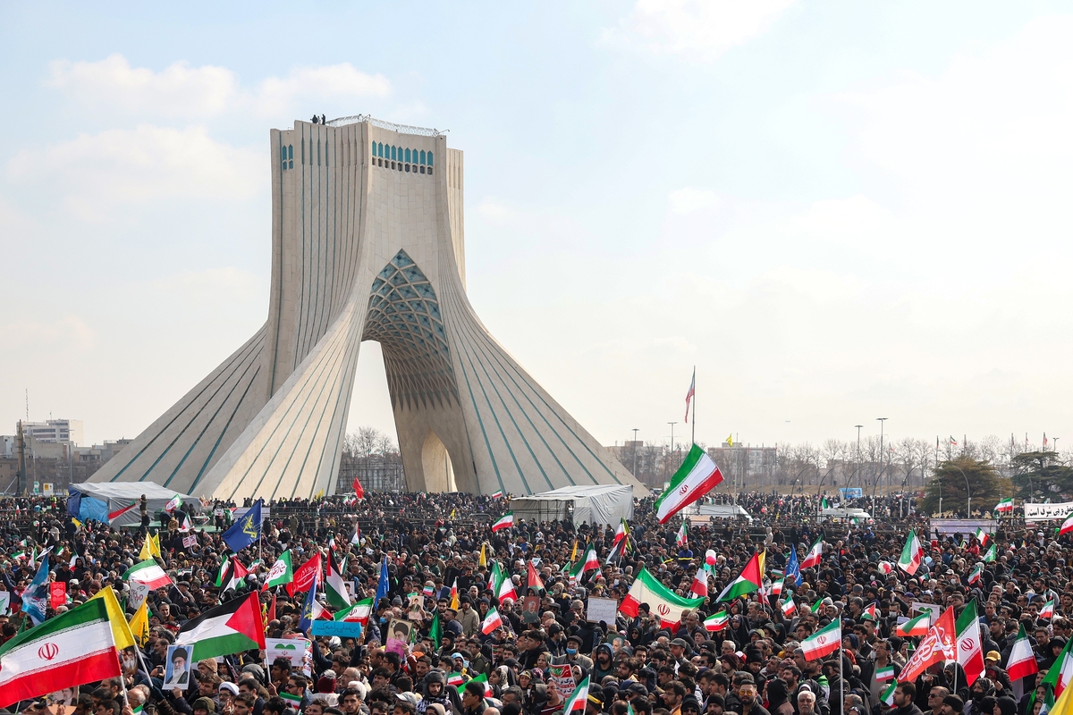 راهپیمایی چهل و ششمین سالروز پیروزی انقلاب اسلامی در تهران و سراسر کشور برگزار شد.