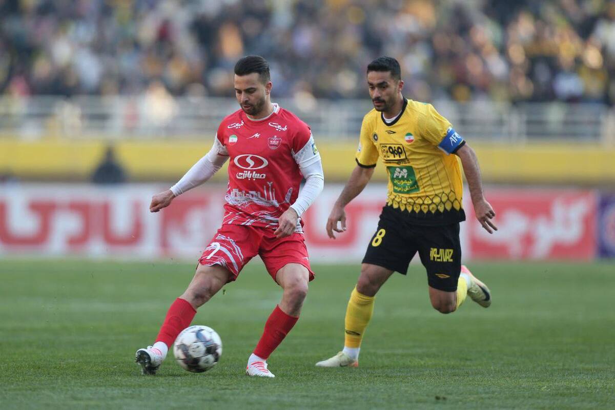 پرسپولیس در مرحله یک هشتم نهایی جام حذفی چهارشنبه به مصاف سپاهان خواهد رفت.