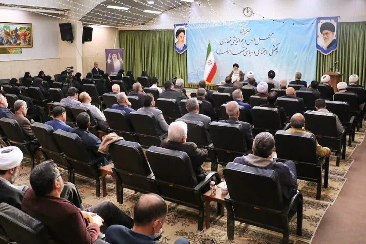نماینده ولی فقیه در خراسان رضوی گفت: امروز تسهیل شرایط ازدواج از هر خیراتی بالاتر است؛ اگر شرایط فراهم نشود و اشتیاق و میل جوان به ازدواج و تشکیل خانواده از بین برود، دیگر با هیچ امکانات و مشوقی به سمت ازدواج نمی‌روند.
