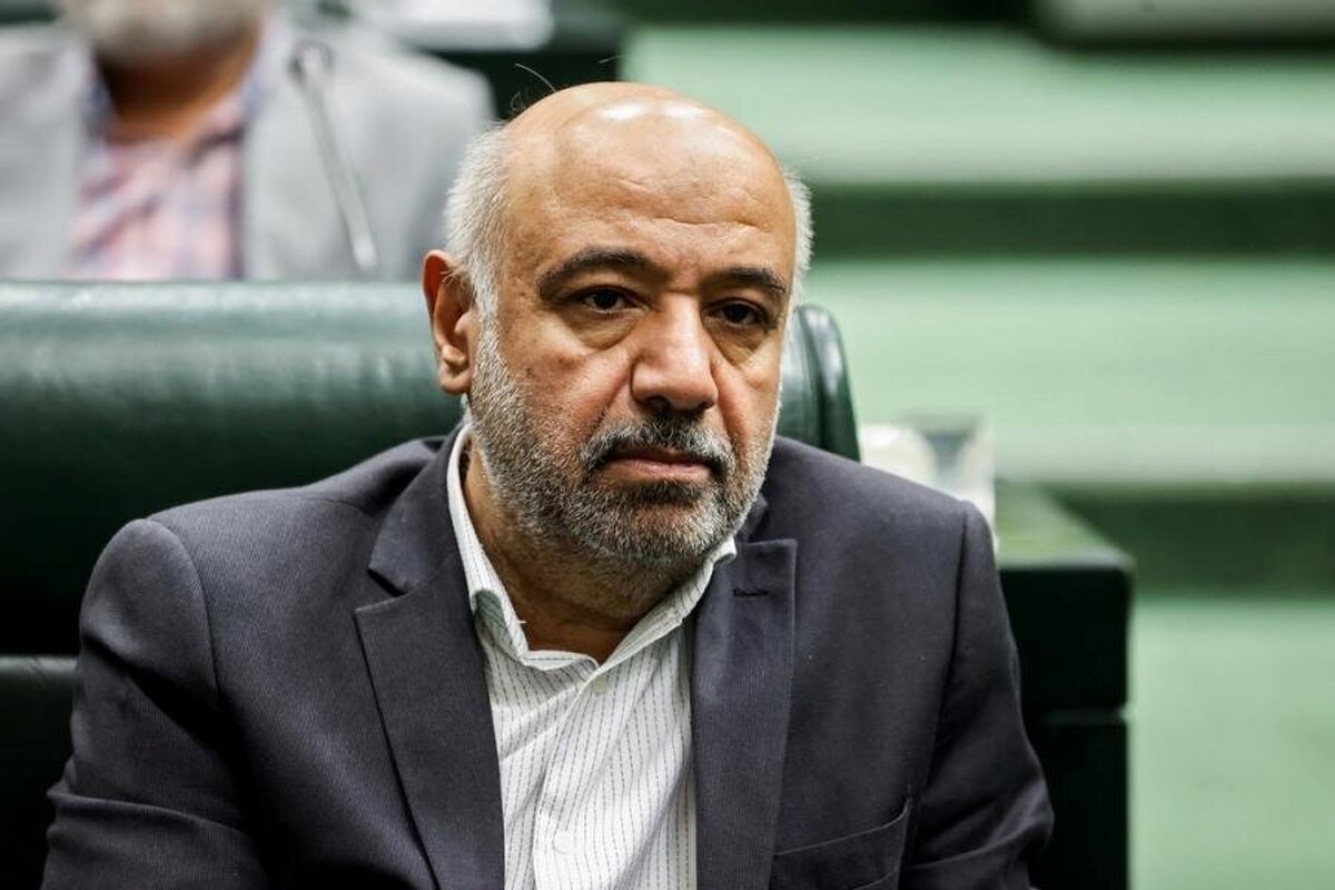 وزیر تعاون، کار و رفاه اجتماعی گفت: در شرایط تحریمی، صنایع خوراکی و لبنی نقش مهمی در تامین امنیت غذایی کشور دارند.
