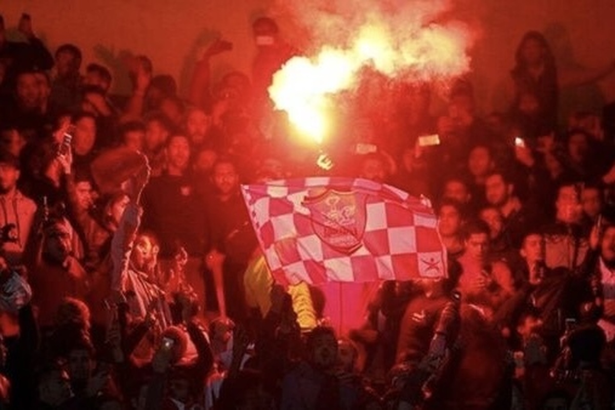 کنفدراسیون فوتبال آسیا، به باشگاه پرسپولیس اخطار داد.