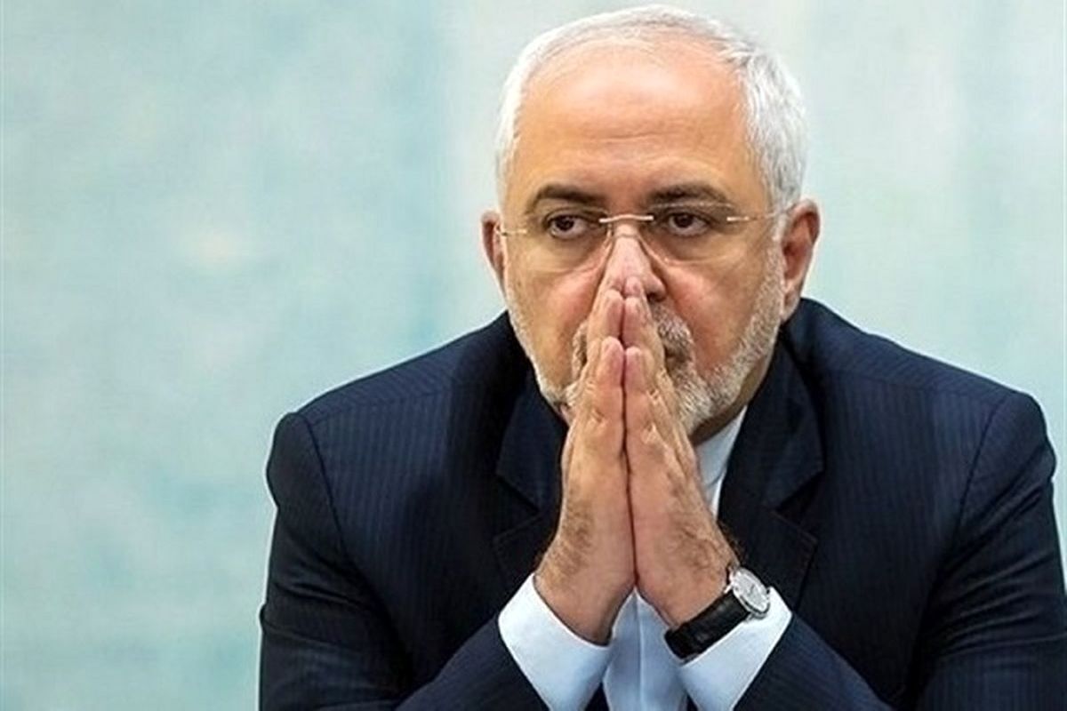معاون راهبردی رئیس‌جمهور در یک جلسه پرسش و پاسخ در داووس سوئیس گفت: اگر می‌خواستیم سلاح هسته‌ای بسازیم، تا الان ساخته بودیم. برنامه‌های هسته‌ای که با هدف ساخت سلاح شکل می‌گیرند، شبیه برنامه هسته‌ای ایران نیستند و کاملا مخفیانه هستند.