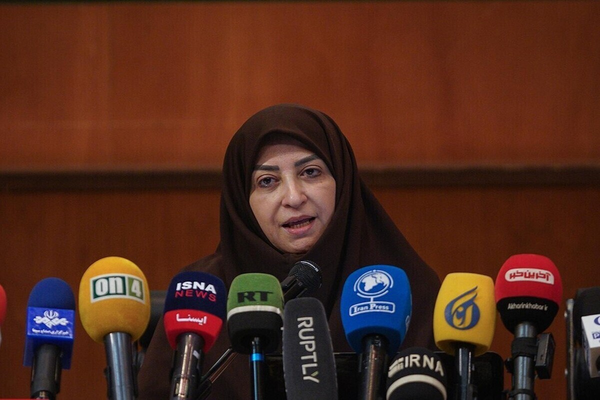 معاون رئیس‌جمهور و رئیس سازمان حفاظت محیط زیست گفت: استفاده از پساب به عنوان جایگزین حقابه‌ها راهکاری برای مدیریت محدودیت منابع آبی است.