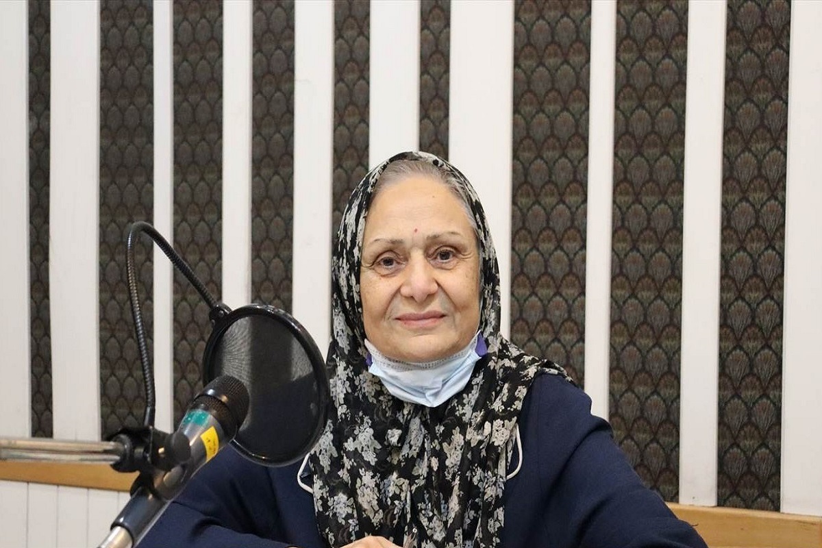 مریم نشیبا، بانوی قصه‌گوی پیش کسوت در بیست‌وششمین جشنواره بین‌المللی قصه‌گویی مورد تقدیر قرار می‌گیرد.