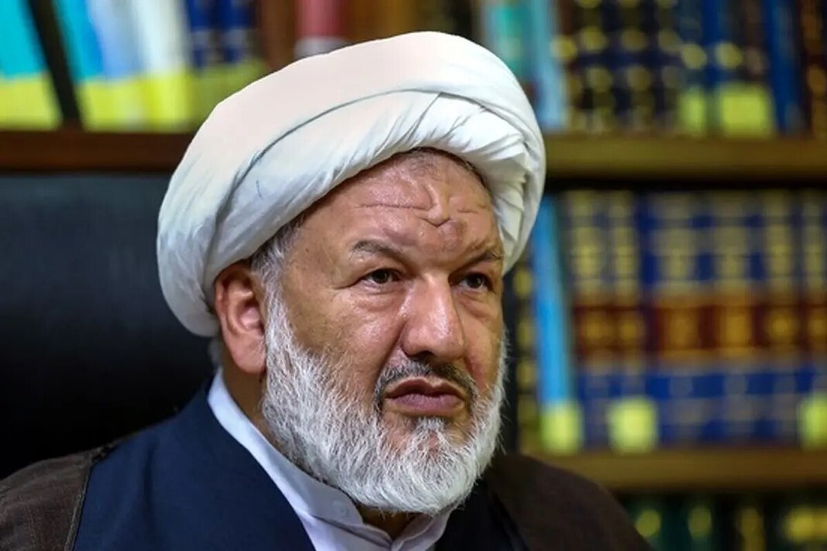 شهید حجت‌الاسلام علی رازینی در طول سال‌ها خدمت صادقانه خود، همواره در مسیر عدالت قدم برداشته و در صدور آرای قضایی، حکم قانون و قواعد حقوقی و شرعی را ملاک عمل می‌دانست.