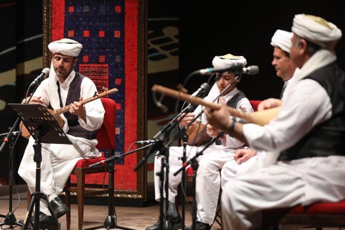 دبیر نخستین جشنواره ملی موسیقی فجر در خراسان رضوی خبر از غیررقابتی بودن این رویداد داد.