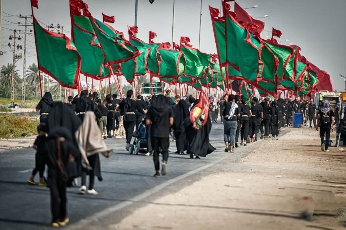 سفیر جمهوری اسلامی ایران در عراق گفت: مراسم پیاده‌روی اربعین امسال نیز همچون گذشته، باوجود استقبال میلیونی از سراسر جهان، در امنیت کامل برگزار می‌شود.