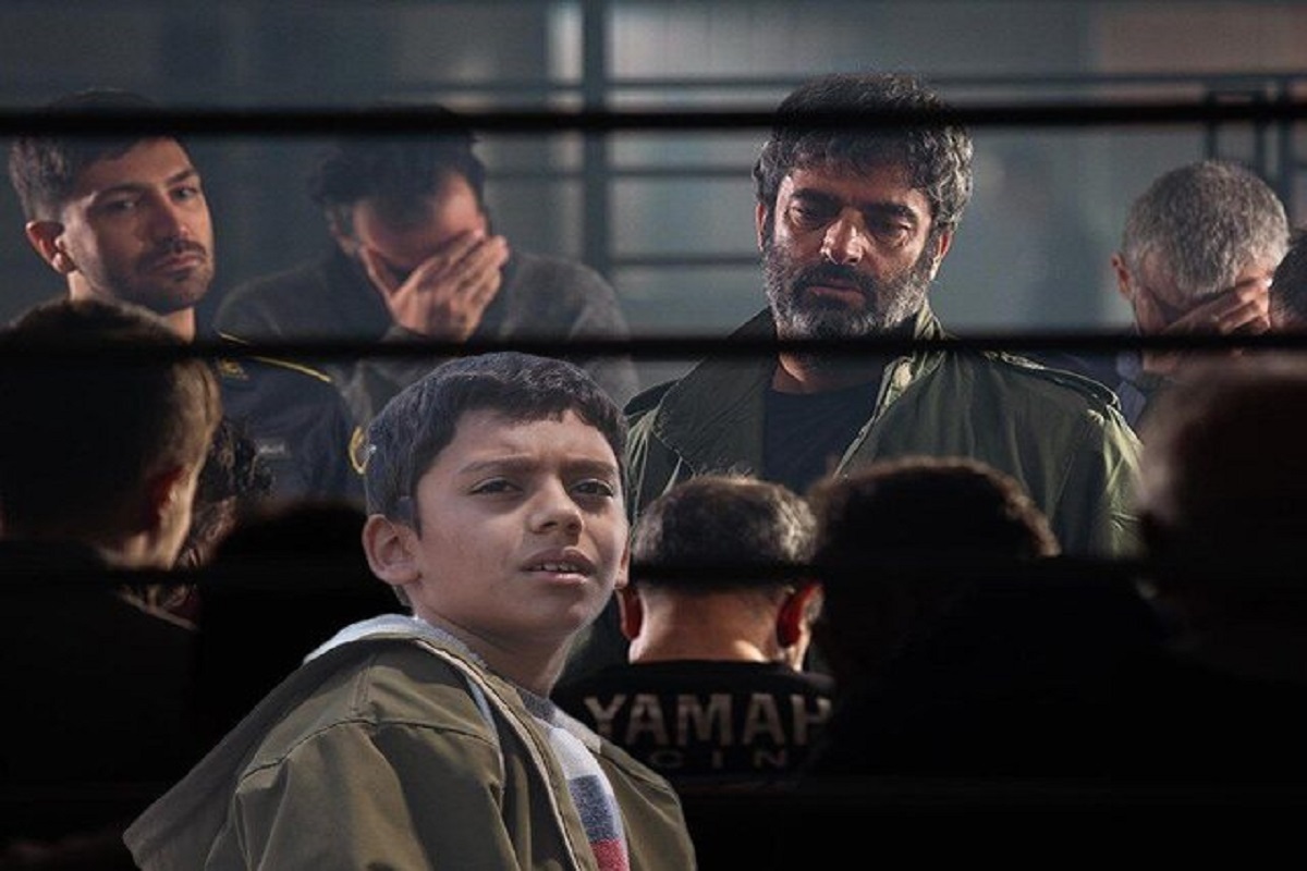 ضبط سریال «یک، سه، هفت» با بازی هم‌زمان منوچهر هادی به عنوان کارگردان و بازیگر، در تهران ادامه دارد.
