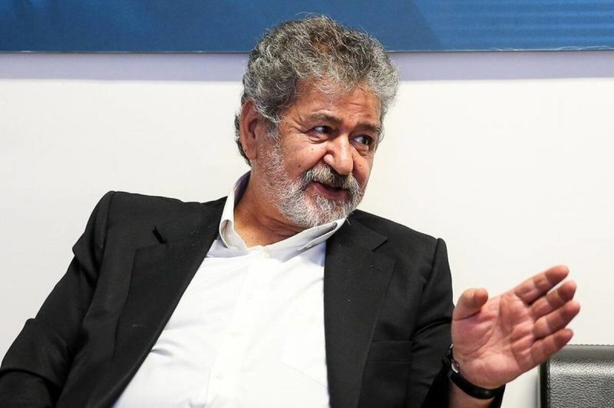 کاندیدای شرکت در انتخابات فدراسیون فوتبال بعد از شکست در مجمع گفت: همان‌طورکه گفتم، تا آخر ماندم؛ منتها در این انتخابات غریب بودم.