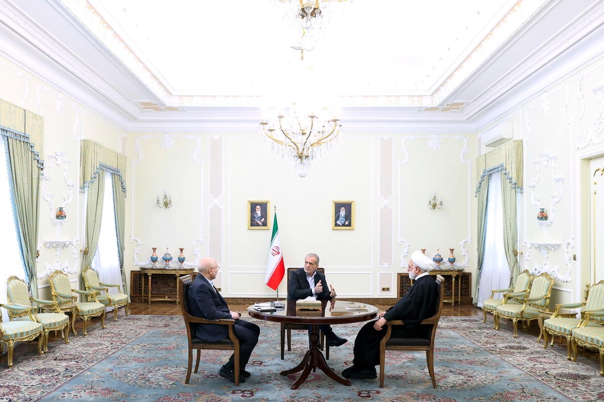نشست مشترک سران سه قوه برگزار شد.