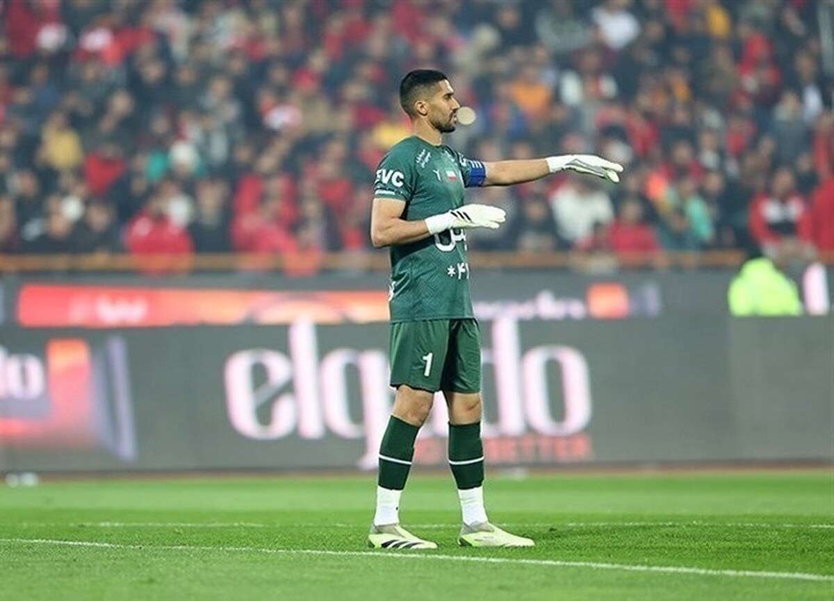 حسینی مرد اول بازی استقلال و النصر بود.