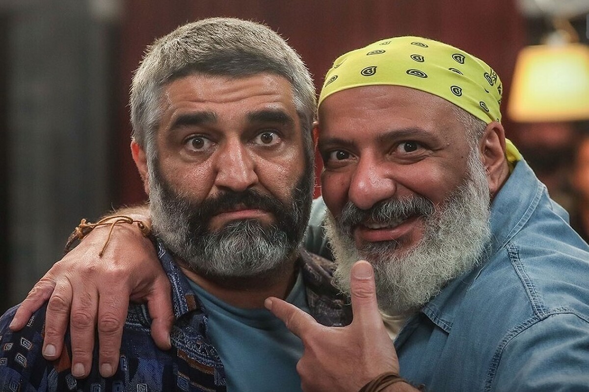 فیلم کمدی «دایناسور» با فروش ۱۵ میلیاردی در ۵ روز، رکورد پرفروش‌ترین افتتاحیه اکران‌های نوروزی سینما ایران را شکست.