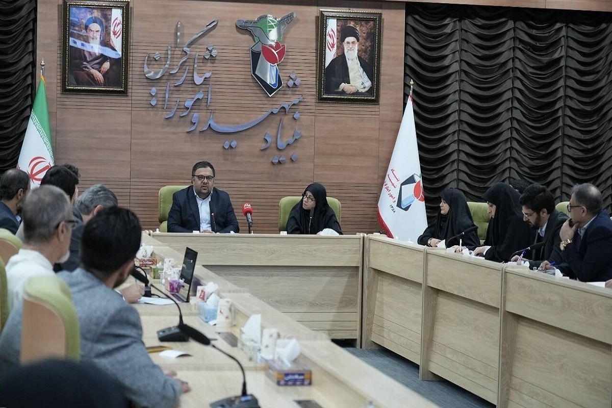 مدیرکل روابط عمومی بنیاد شهید با اشاره به روز ۲۲ اسفندماه به عنوان «روز بزرگداشت شهدا» گفت: یکی از فعالیت‌های مهم در بنیاد شهید و امور ایثارگران، دیدار از خانواده‌های شهدا و ایثارگران است که در این هفته باید گسترده‌تر و پرشورتر برگزار شود.