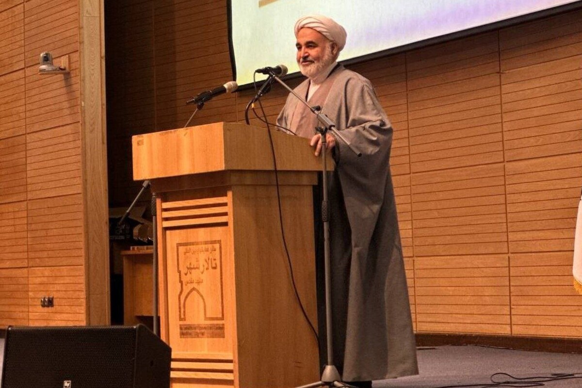 سرپرست معاونت فرهنگی، اجتماعی و زیارت استانداری خراسان رضوی گفت: مانور خدمت و زیارت ۲۴ اسفند ۱۴۰۳ در مشهد برگزار می‌شود و «قلب ایران» آماده استقبال از ایران است.
