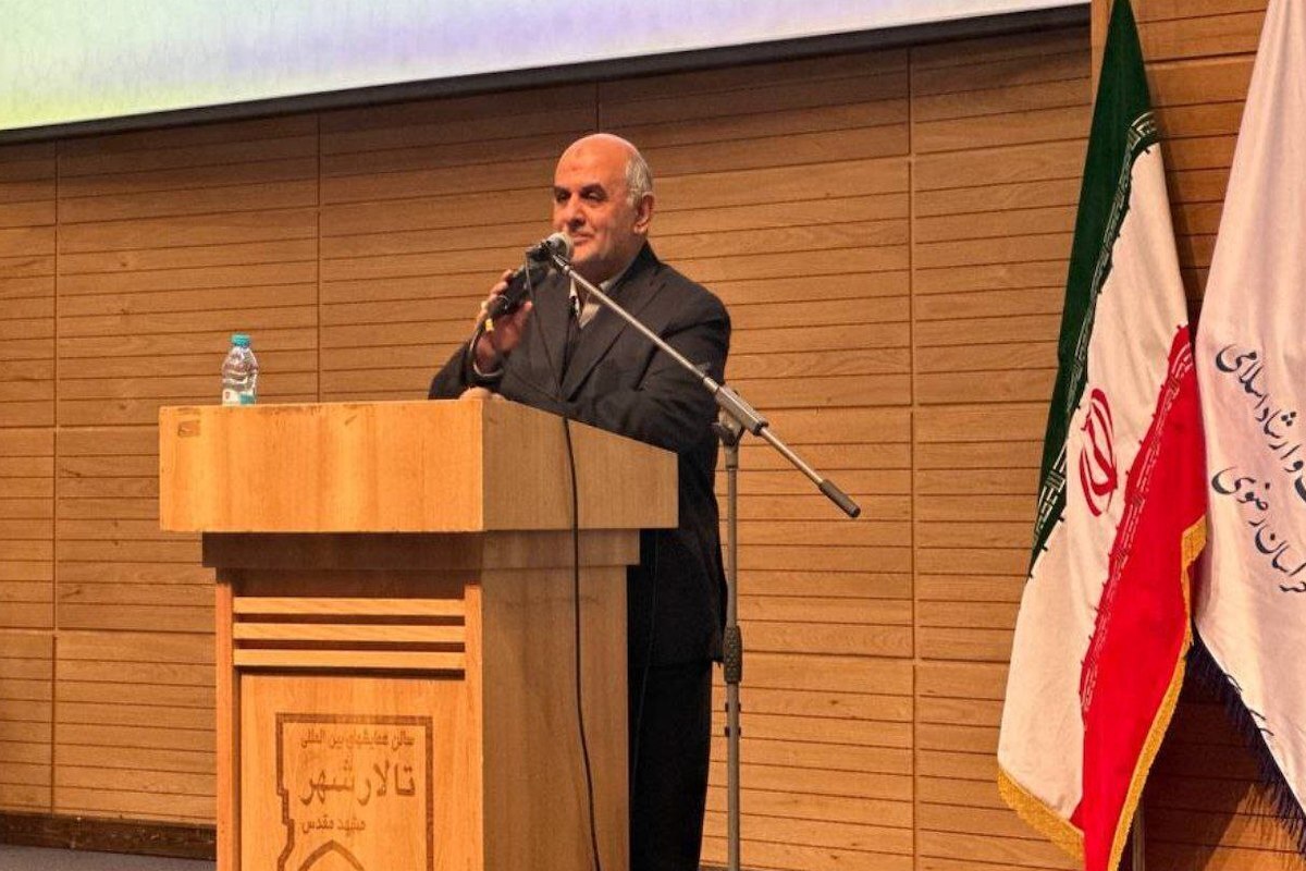 مدیرکل فرهنگ و ارشاد اسلامی خراسان رضوی گفت: باید رسانه‌ها را از خود بدانیم و نقدها را بشنویم؛ البته این مطلب به‌معنای آن نیست که رسانه‌ها اخلاق رسانه‌ای را کنار بگذارند.