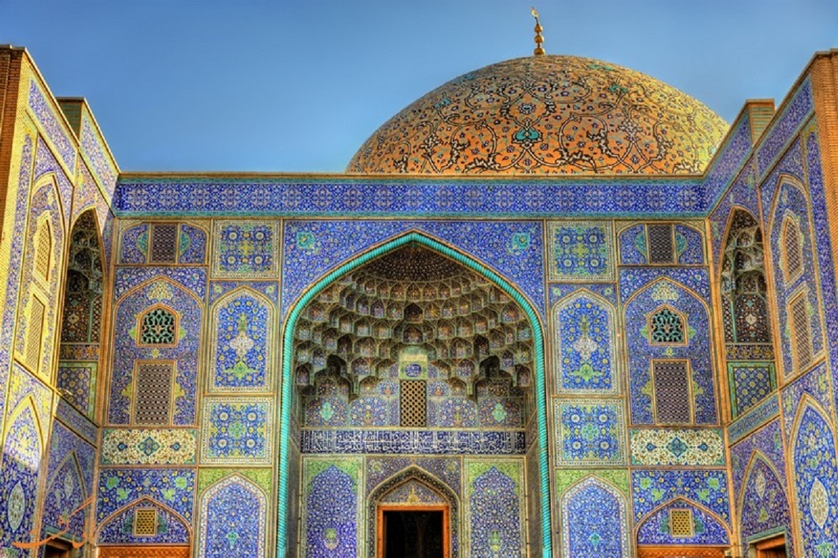 وزیر فرهنگ و ارشاد اسلامی به مناسبت روز کانون‌های فرهنگی هنری مساجد پیامی صادر کرد.