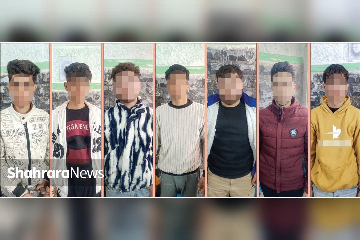 مأموران کلانتری خواجه ربیع مشهد با مظنون شدن به دو راکب نوجوان موتورسوار در حالی به دنبال این افراد رفتند که توانستند با دستگیری پنج متهم دیگر یک باند بزرگ زورگیری و گوشی قاپی را متلاشی کنند.