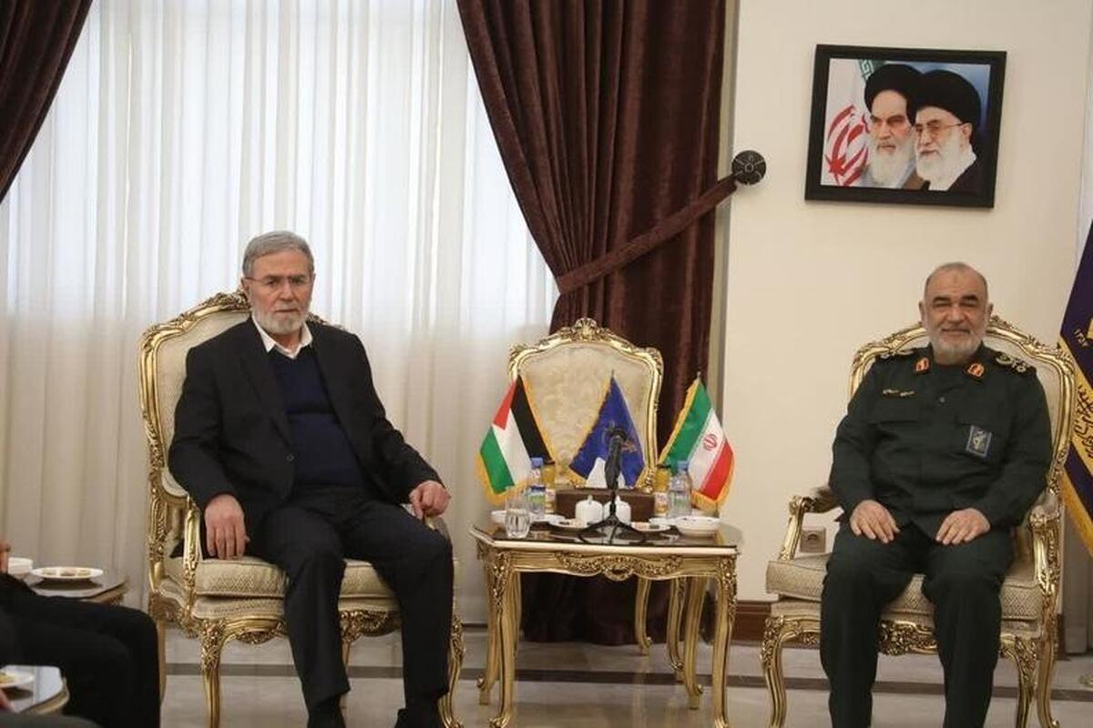 فرمانده کل سپاه پاسداران در دیدار با دبیرکل جنبش جهاد اسلامی فلسطین گفت: اسرائیل بدون آمریکا واقعیت پیدا نخواهد کرد.