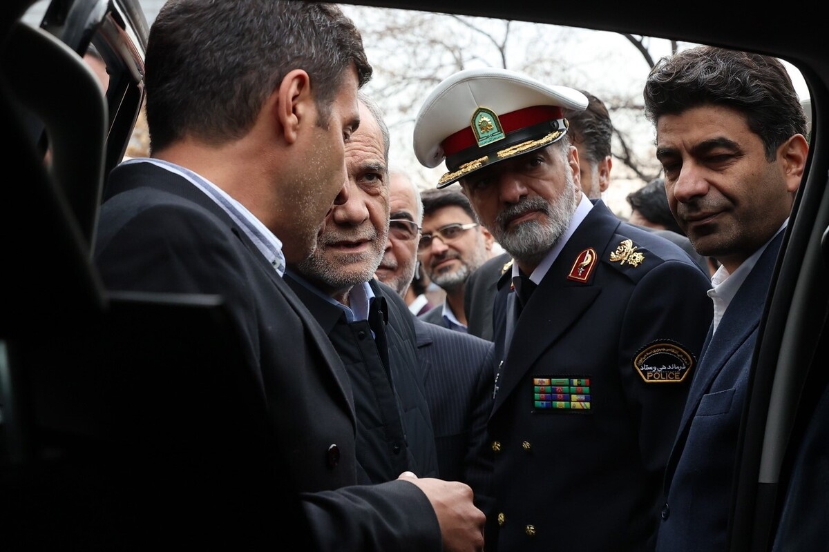 فرمانده انتظامی کشور با اشاره به هزینه پایین جرائم رانندگی در ایران در مقایسه با کشورهای دیگر گفت: راننده متخلف احساس می‌کنند هزینه تخلفش آن‌قدر نیست که بازدارنده باشد.
