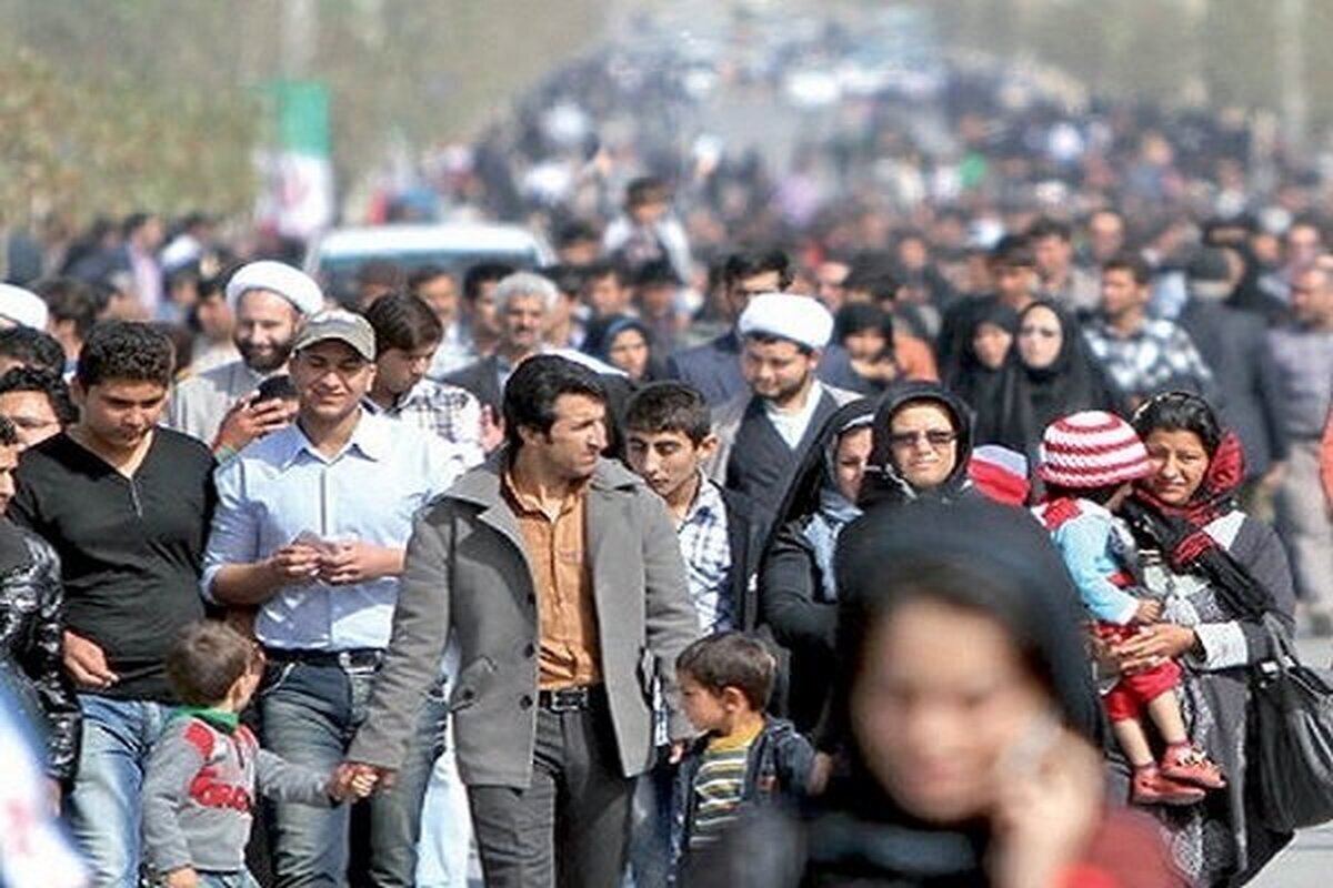 مرکز آمار اعلام کرد که ساعت جمعیتی مرکز آمار ایران نشان می‌دهد جمعیت کشور در روز‌های پایانی سال ۱۴۰۳ از مرز ۸۶ میلیون نفر گذشت.