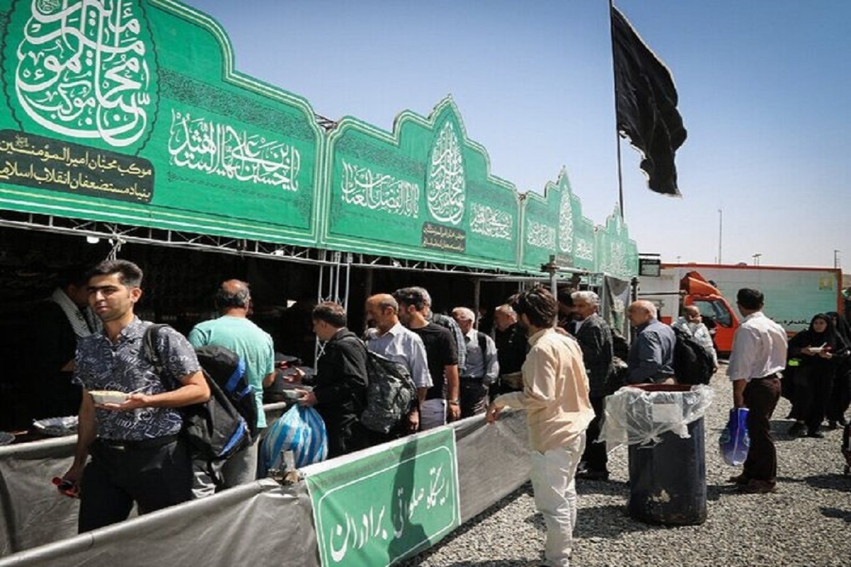 جانشین رئیس ستاد توسعه و بازسازی عتبات عالیات از آمادگی این ستاد برای طبخ و توزیع ۱۵۰ میلیون وعده غذا در سه وعده صبح، ظهر و شام توسط ۳ هزار موکب ایرانی به زائران اربعین حسینی (ع) خبرداد.