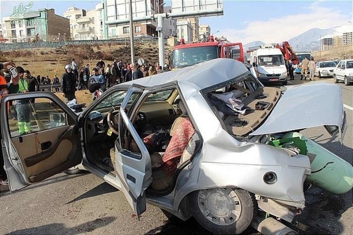 رئیس انجمن علمی بیماری‌های مغز و اعصاب بر لزوم توجه به نقش بیماری‌های عصبی در بروز تصادفات رانندگی تأکید کرد و نوشت: پیشگیری از رانندگی در بیمارانی که دچار ضعف عضلانی، اختلال تعادل یا دوبینی هستند، می‌تواند از وقوع تصادفات جلوگیری کند.