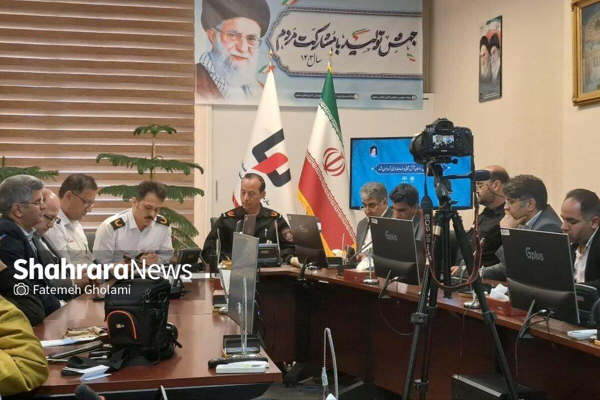 مدیرعامل سازمان آتش‌نشانی مشهد گفت: ۳۸ دستگاه خودرو، ۹۰ آتش‌نشان و مجموعاً ۱۸٠٠ پرسنل، در چهارشنبه آخر سال در حالت آماده‌باش خواهند بود.