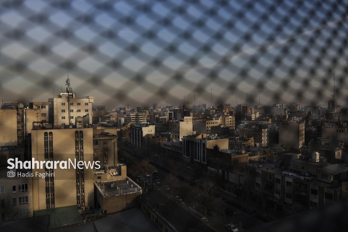 مدیر کل حفاظت محیط زیست خراسان رضوی گفت: کیفیت هوای امروز مشهد برای هفتمین روز پیاپی در شرایط «ناسالم» برای تنفس شهروندان قرار دارد.