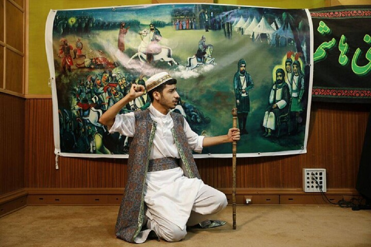 معاون زیارت و گردشگری سازمان فرهنگی‌اجتماعی شهرداری مشهد گفت: هم‌زمان با ایام نوروز و ماه مبارک رمضان، برنامه نقالی و پرده‌خوانی رضوی و شاهنامه‌خوانی در خانه‌های تاریخی و نقاط پرتردد زائران مشهد برگزار می‌شود.