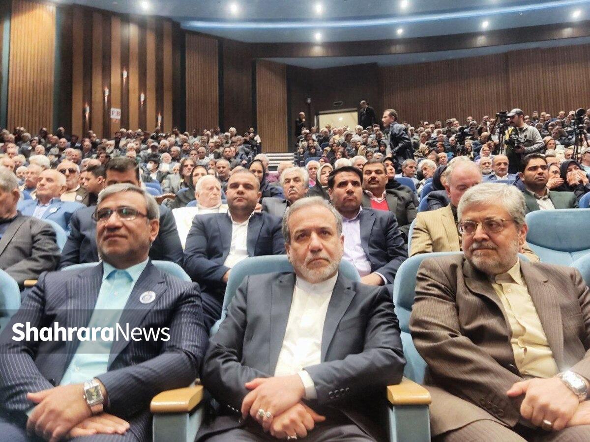 وزیر امور خارجه گفت: وقتی در مجامع ورزشی قهرمانان ما خودی نشان می‌دهند، در حقیقت غرور ملی ما را به نمایش می‌گذارند.
