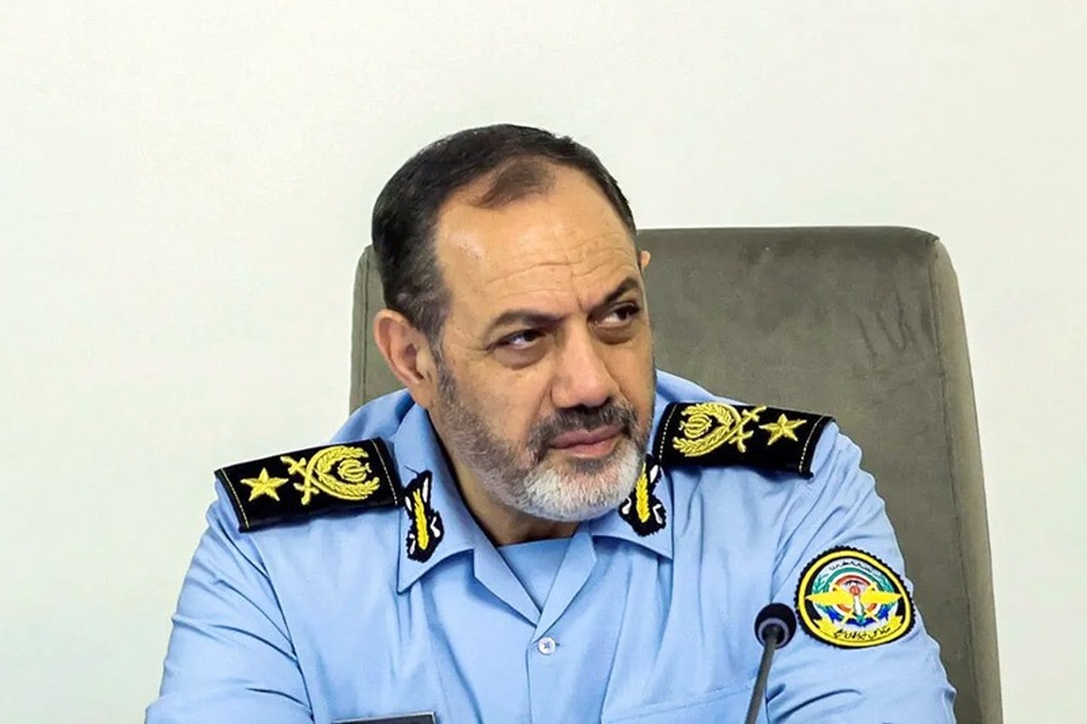 وزیر دفاع و پشتیبانی نیروهای مسلح گفت: هر جا غفلت کردیم، دشمن توانست اقداماتی انجام دهد؛ به‌ویژه در حوزه فرهنگی و جنگ شناختی؛ اما اگر بسیج را با مبانی امامین انقلاب اسلامی به‌کارگیری کنیم، هیچ‌گاه شکستی برای ما متصور نخواهد بود.