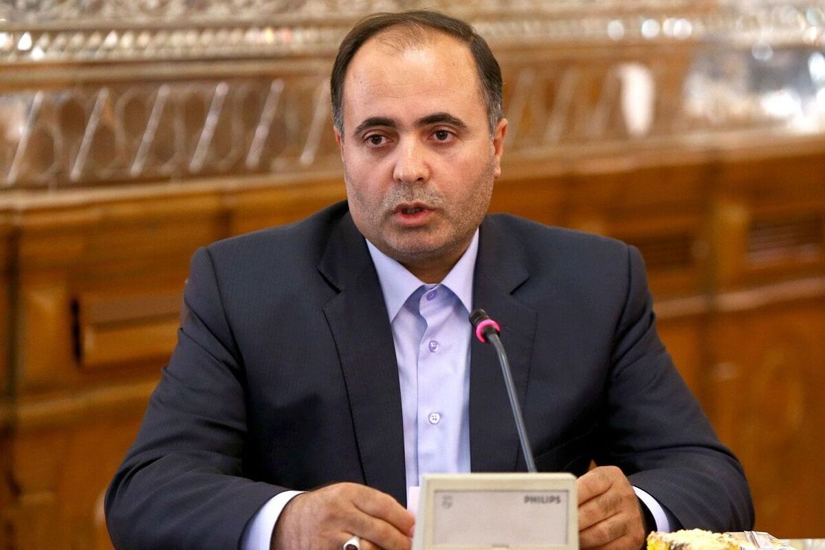 وزیر جهاد کشاورزی تاکید کرد که هیچ مشکلی در تأمین و توزیع کالا‌های اساسی وجود ندارد و ذخایر استراتژیک کشور بر اساس برنامه‌ریزی‌های دقیق تأمین شده است.