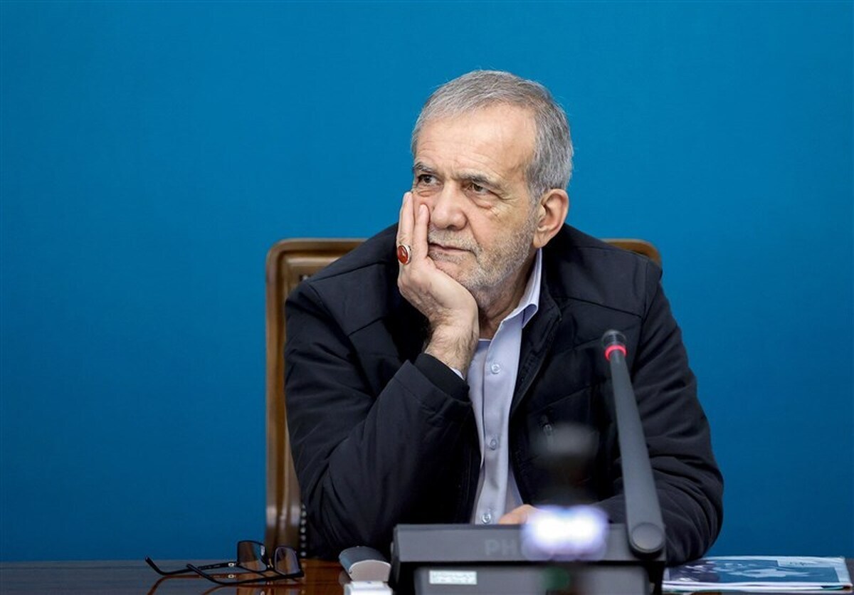رئیس جمهور در جلسه توسعه دریامحور گفت: موضوع جمع‌آوری فاضلاب در استان‌های ساحلی باید یکبار برای همیشه در قالب یک طرح جامع ساماندهی شود.