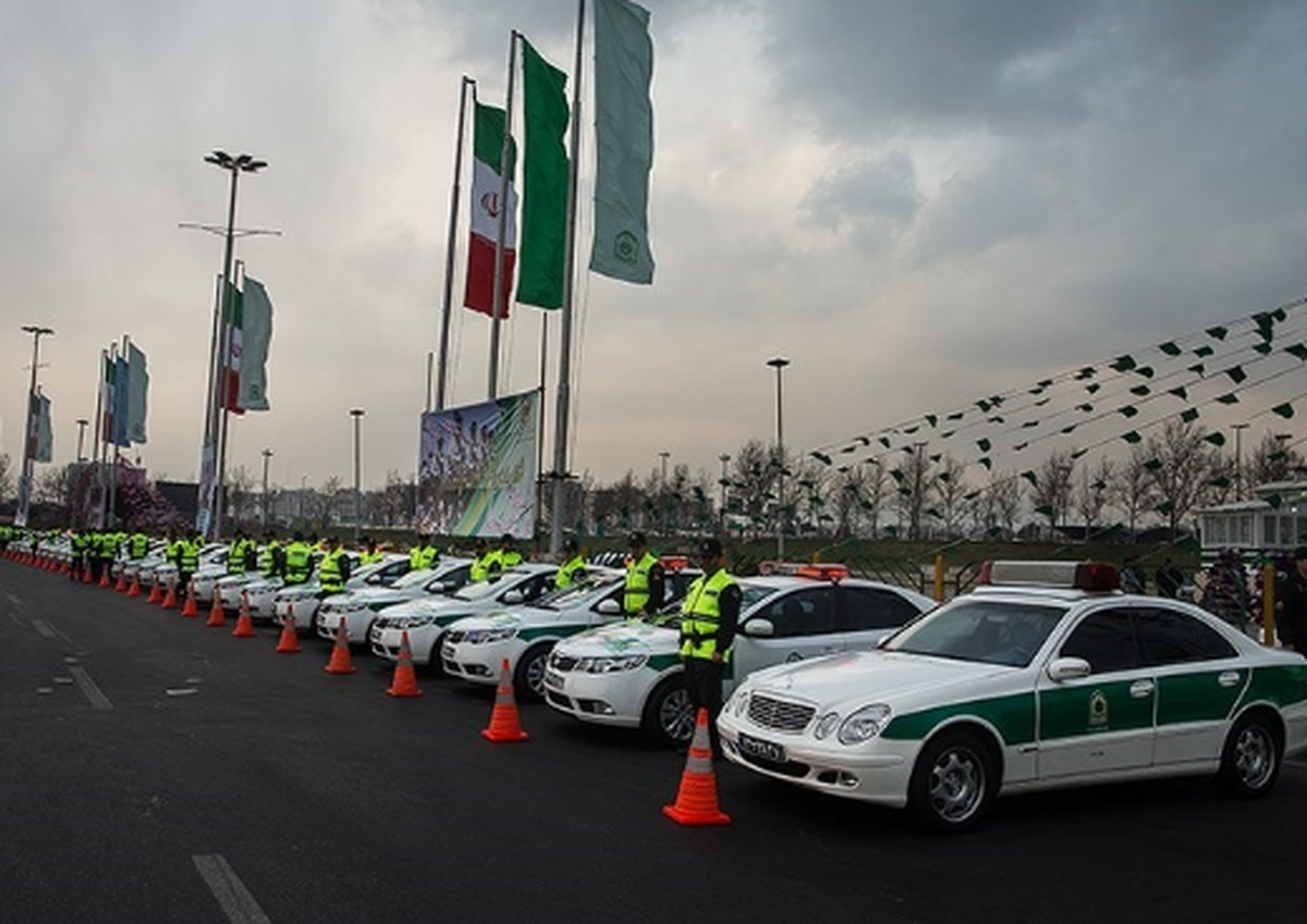 رئیس مرکز عملیات سازمان اطلاعات پلیس تهران از دستگیری اراذل و اوباشی که اقدام قدرت نمایی و عربده‌کشی در شرق تهران کرده بودند، خبر داد.