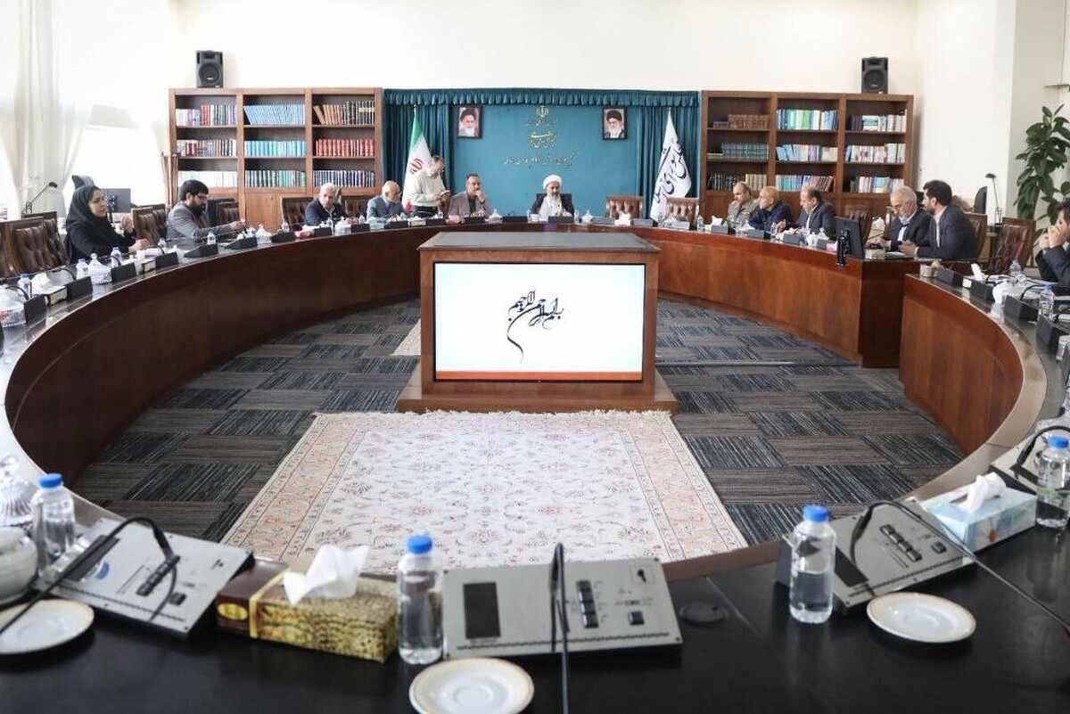 رئیس کمیسیون اصل نود مجلس شورای اسلامی گفت: صدور چک و ارائه خدمات ثبت احوال مشروط به ثبت اطلاعات در سامانه املاک و اسکان شد.