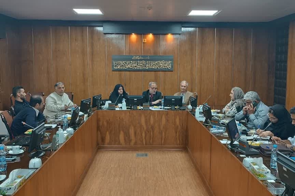 مدیرعامل خیریه ملی دارالاکرام در سومین همایش سراسری مدیران این نهاد حمایتی گفت: تاکنون بیش از ۸ هزار دانش‌آموز از طریق ۲۵ شعبه در بیش از ۱۰۰ شهر شناسایی و جذب شده‌اند و هم‌اکنون درحال دریافت خدمات پنج‌گانه و بورسیه تحصیلی هستند.