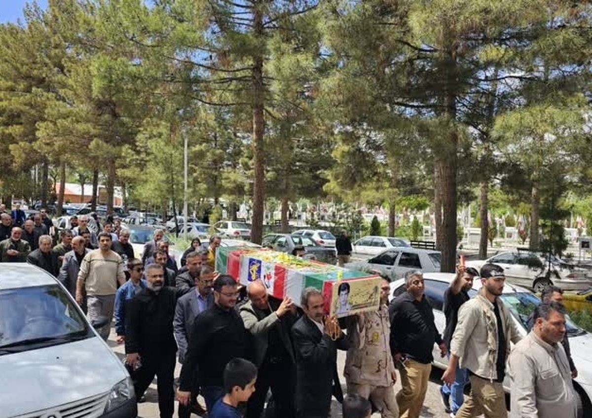 بعد از تشییع پیکر شهید تازه‌تفحص‌شده دفاع مقدس، مجید شخصی‌شتردار، در اجتماع بزرگ صادقیون در عرصه میدان شهدای مشهد، مراسم خاک‌سپاری این شهید والامقام در گلزار شهدای آرامستان بهشت‌رضا(ع) برگزار شد.