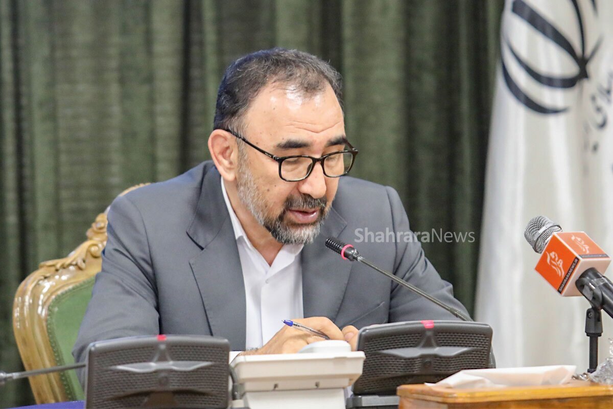 استاندار خراسان رضوی از صدور بیش از ۱۳۰۰ پروانه بهره‌برداری در خراسان رضوی از ابتدای دولت سیزدهم خبر داد.